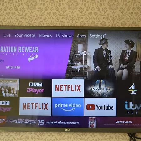 Cosy Self-contained Flat In * ブリストル