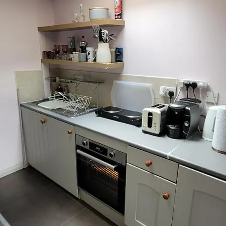 Apartamento Cosy Self-contained Flat In