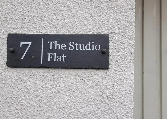 Cosy Self-contained Flat In * Bristol